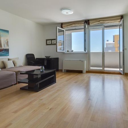 Apartment Pavic - Private Parking Zadar Exterior photo