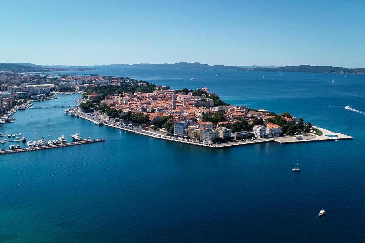 Apartment Pavic - Private Parking Zadar Exterior photo
