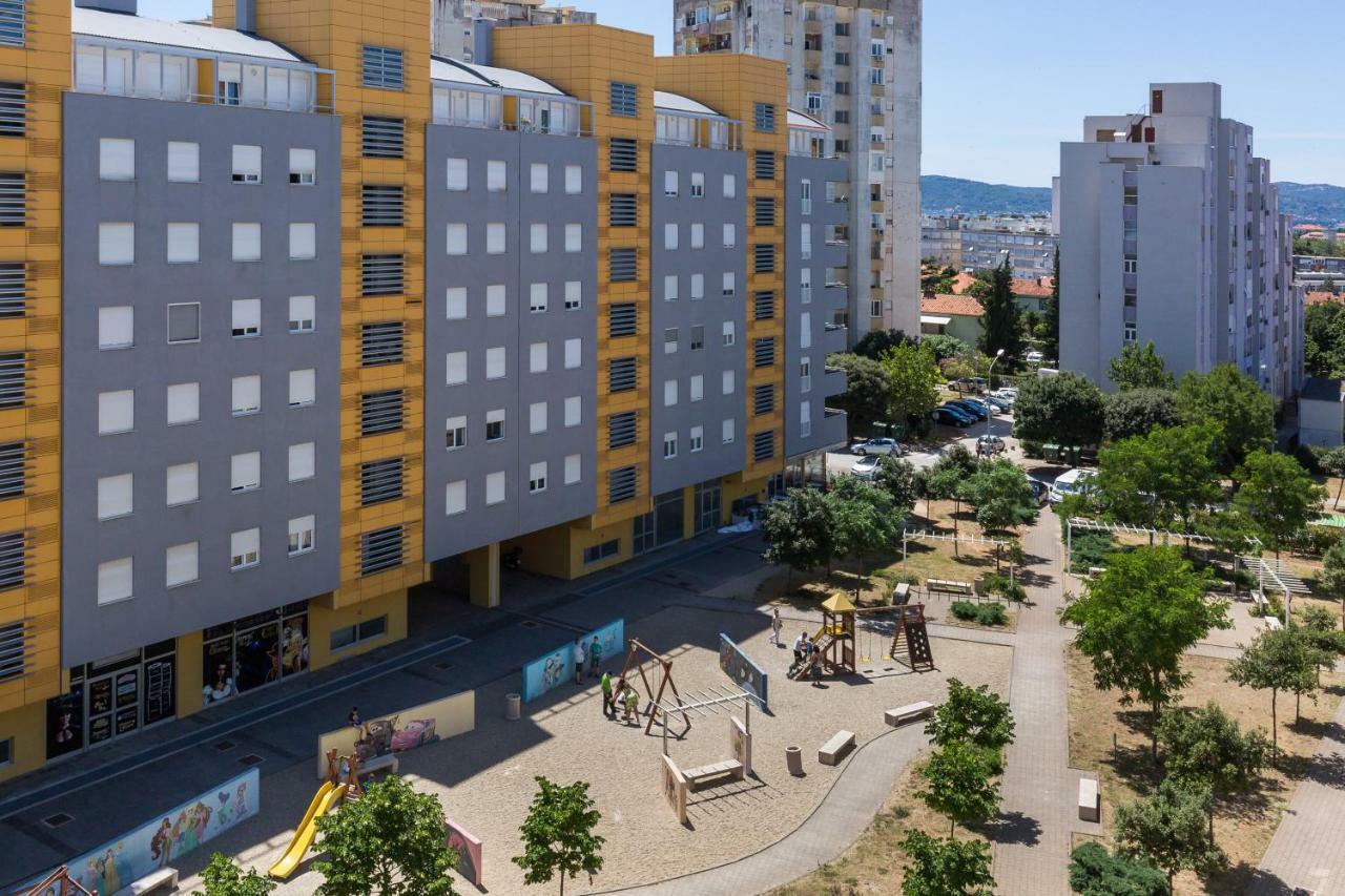Apartment Pavic - Private Parking Zadar Exterior photo